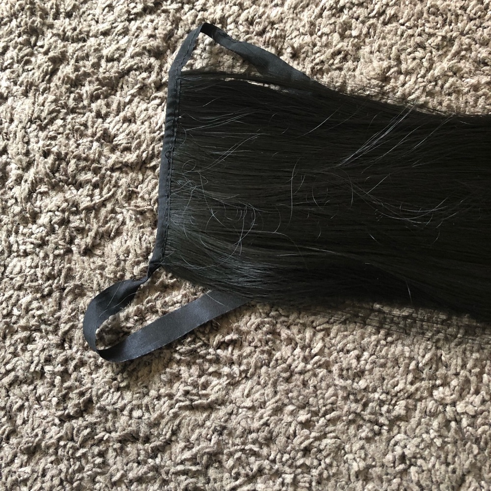 Wig - Picture 4 of 5